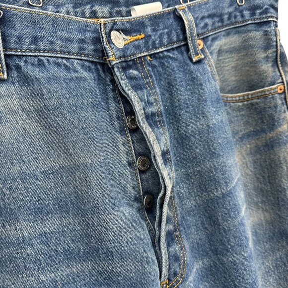 Vintage Levi's Mens 38x31 Jeans 501XX Button Fly Distressed Stone Wash - Picture 3 of 13